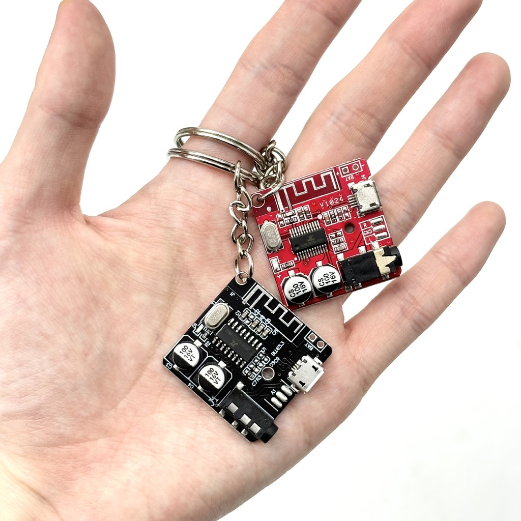 Retro Tech Aesthetic PCB and M - Tech Keychain Accessories 评论和价格