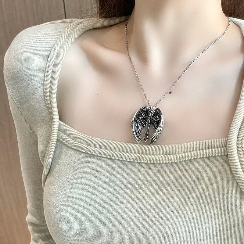 Vintage Angel Wings Cross Pend - Vintage Tech Accessories 评论和价格